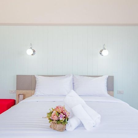 Victor Guesthouse Hua Hin Bagian luar foto