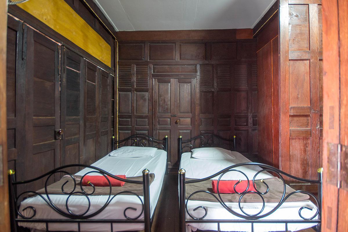 Victor Guesthouse Hua Hin Bagian luar foto