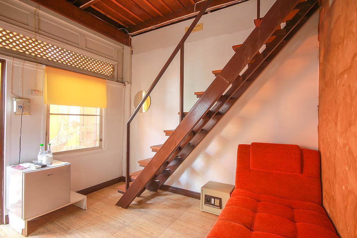 Victor Guesthouse Hua Hin Bagian luar foto