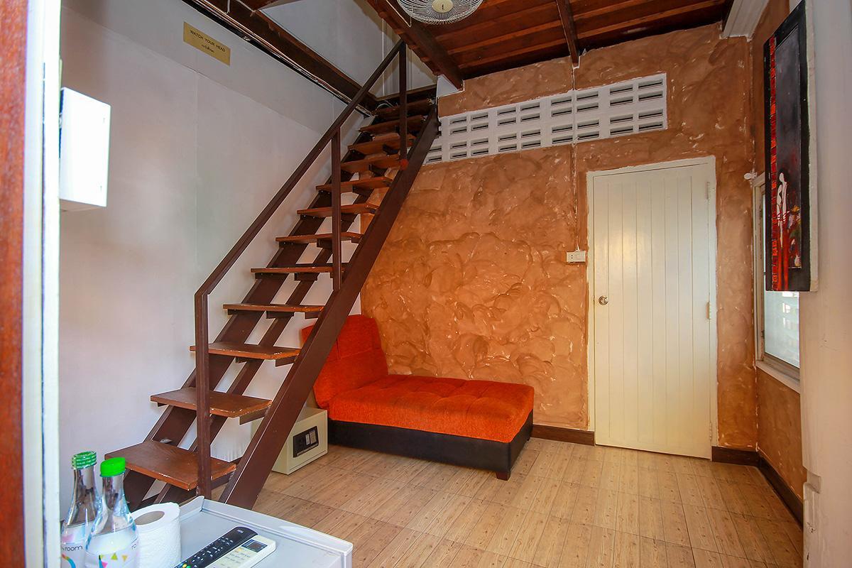 Victor Guesthouse Hua Hin Bagian luar foto