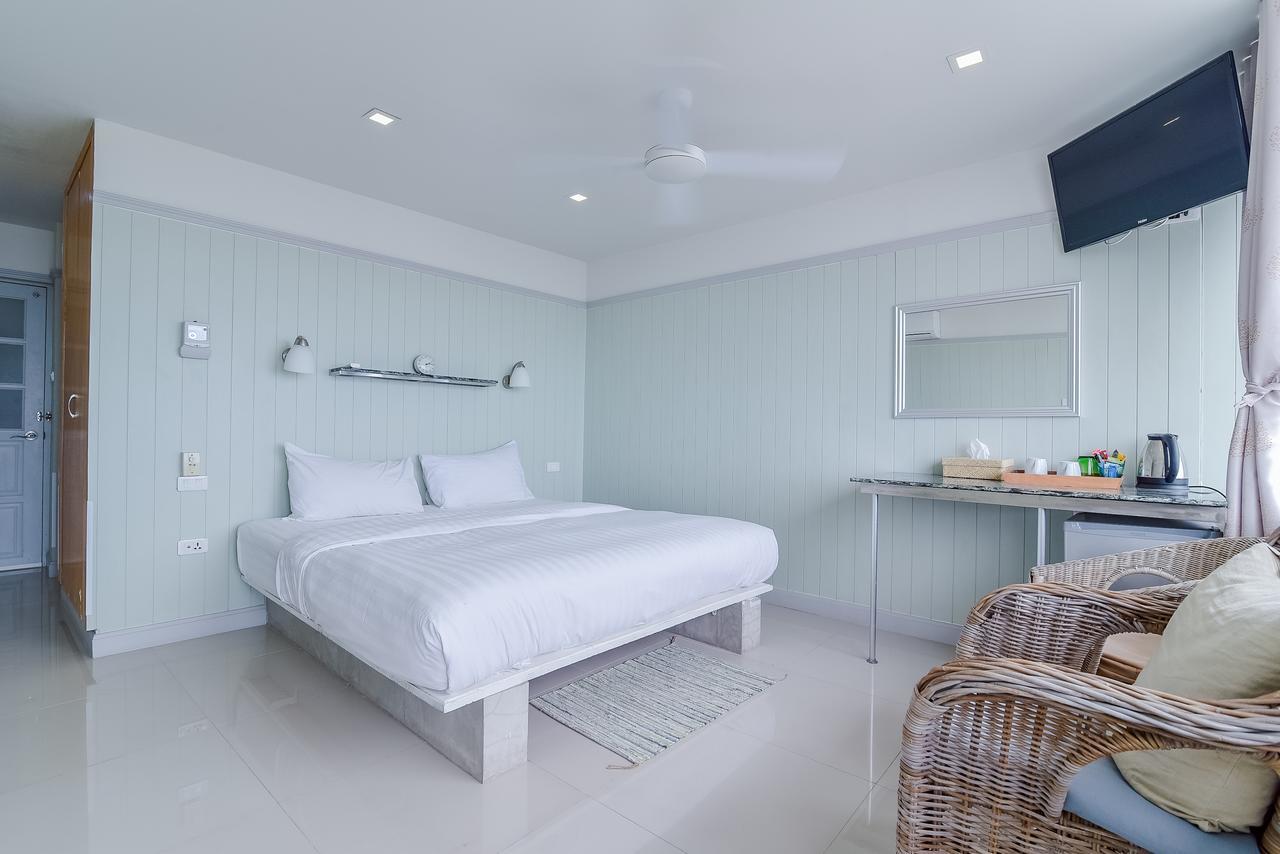 Victor Guesthouse Hua Hin Bagian luar foto