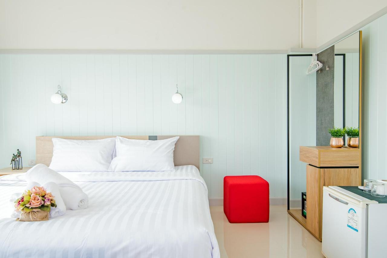 Victor Guesthouse Hua Hin Bagian luar foto