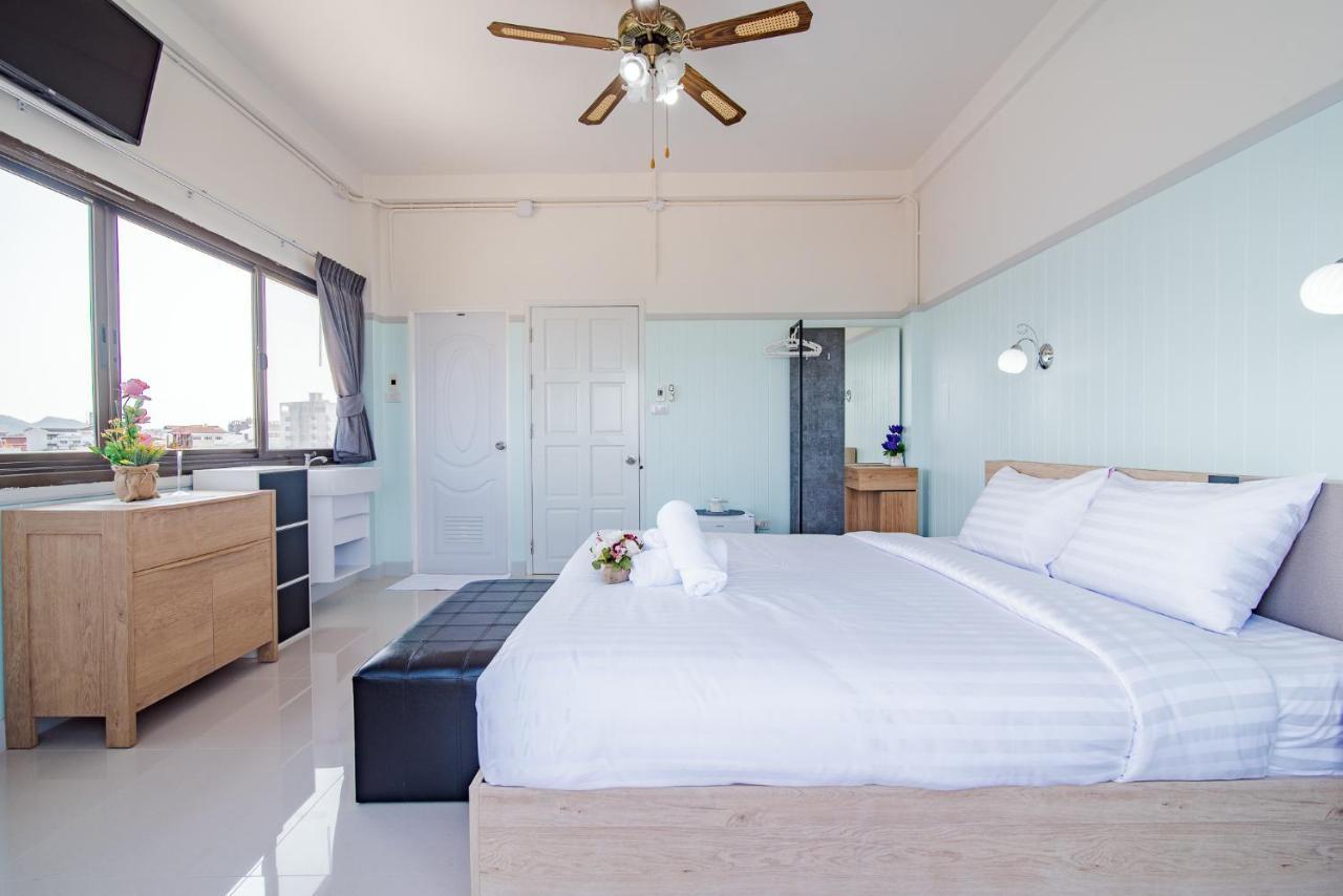 Victor Guesthouse Hua Hin Bagian luar foto