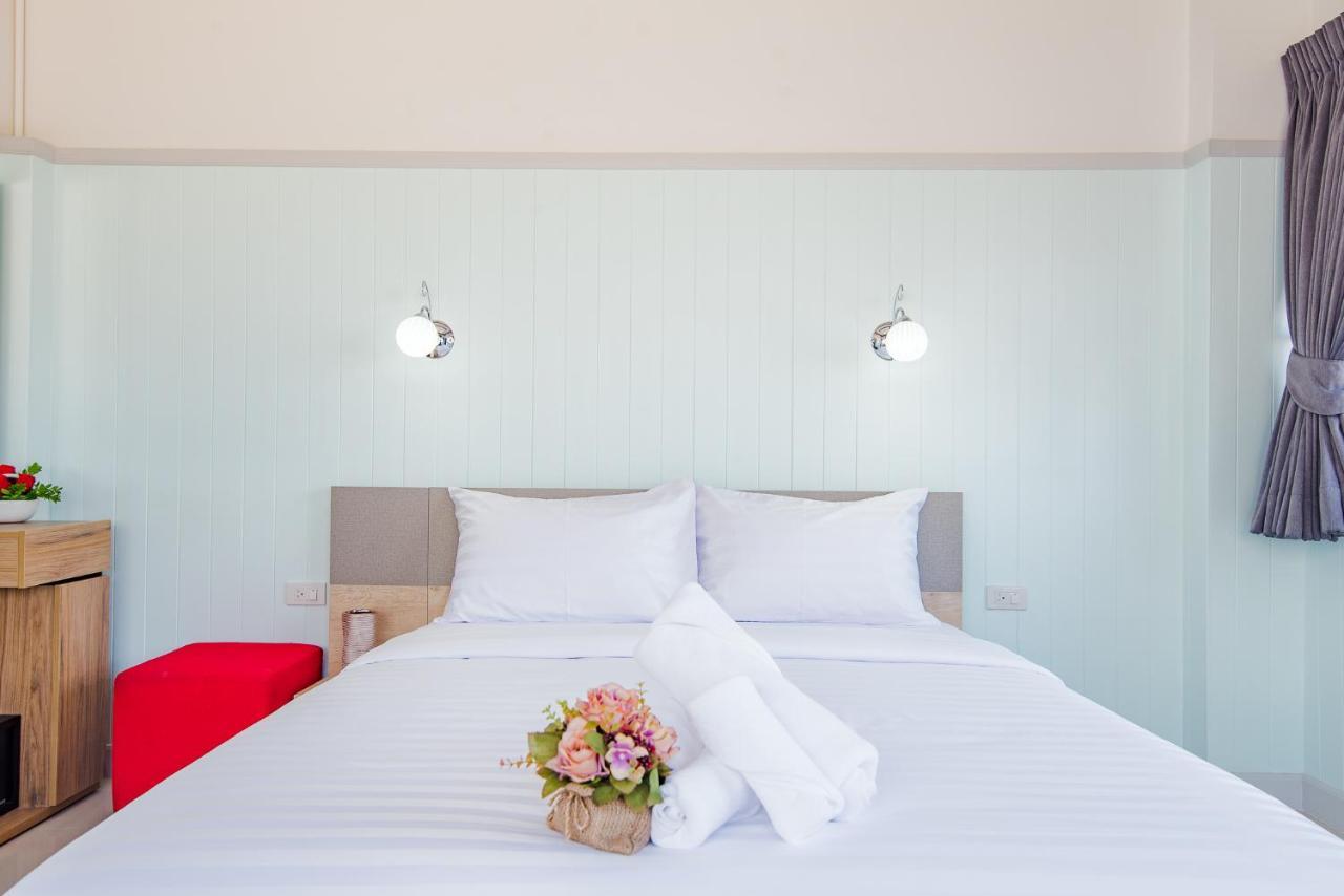 Victor Guesthouse Hua Hin Bagian luar foto